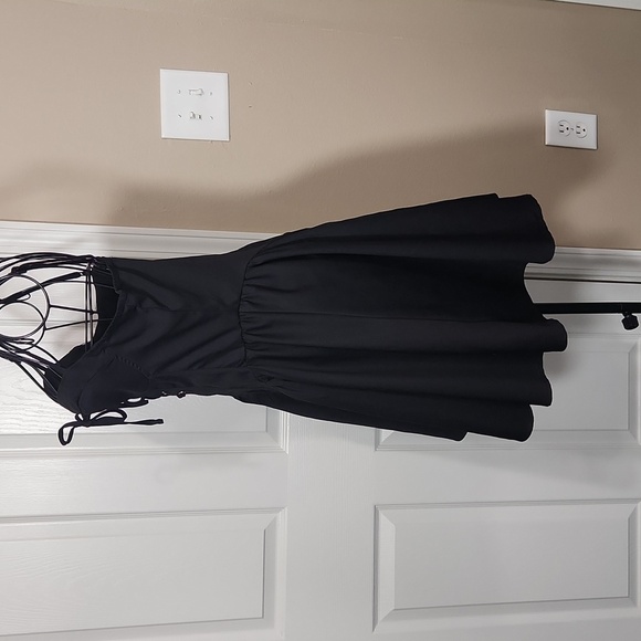 Source Unknown Black Babydoll Dress with Ruched Ribbed Design - Picture 7 of 11